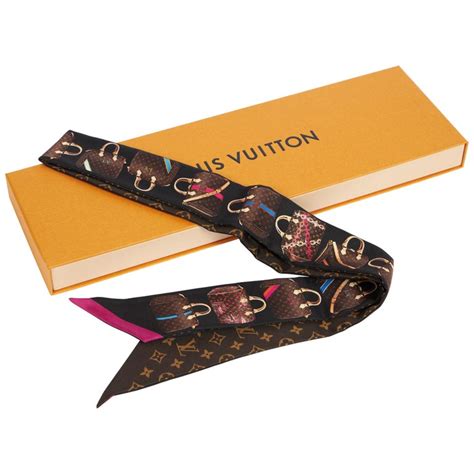 louis vuitton small scarf|louis vuitton twilly scarf.